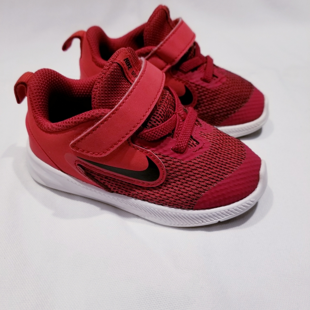 6C Nike Downshifter